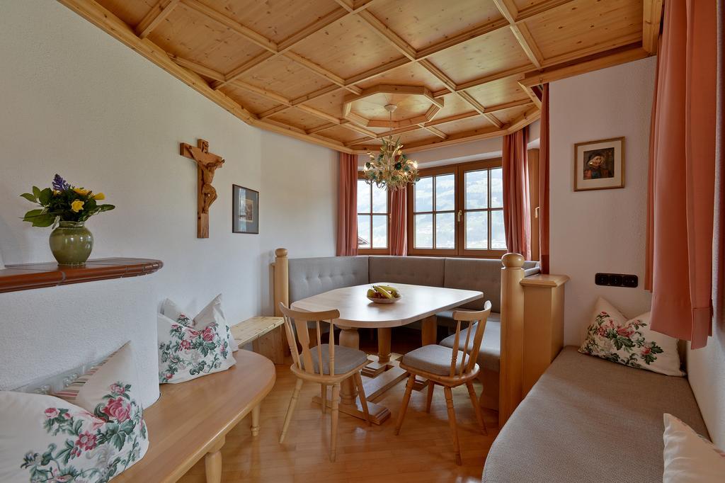 Landhaus Kostenzer Mit Sauna Fuegen Exterior photo